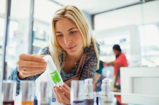 A Guide for Choosing the Best Acid for Acne Treatment (A comprehensive guide)