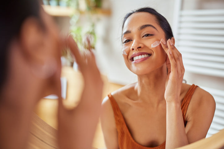 What Ingredients Make a Moisturizer Actually Work?