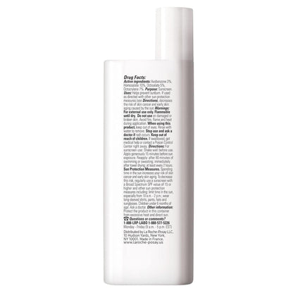 La Roche-Posay Anthelios Light Fluid Facial Sunscreen SPF 60, Lightweight Sunscreen For Face, Fluid Texture, Broad Spectrum SPF + Antioxidants, Oil Free & Oxybenzone Free, Travel Size 1.7 Fl. Oz.